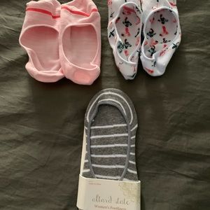 Altar’d State Foot Liners Socks 3 Pairs Flamingo